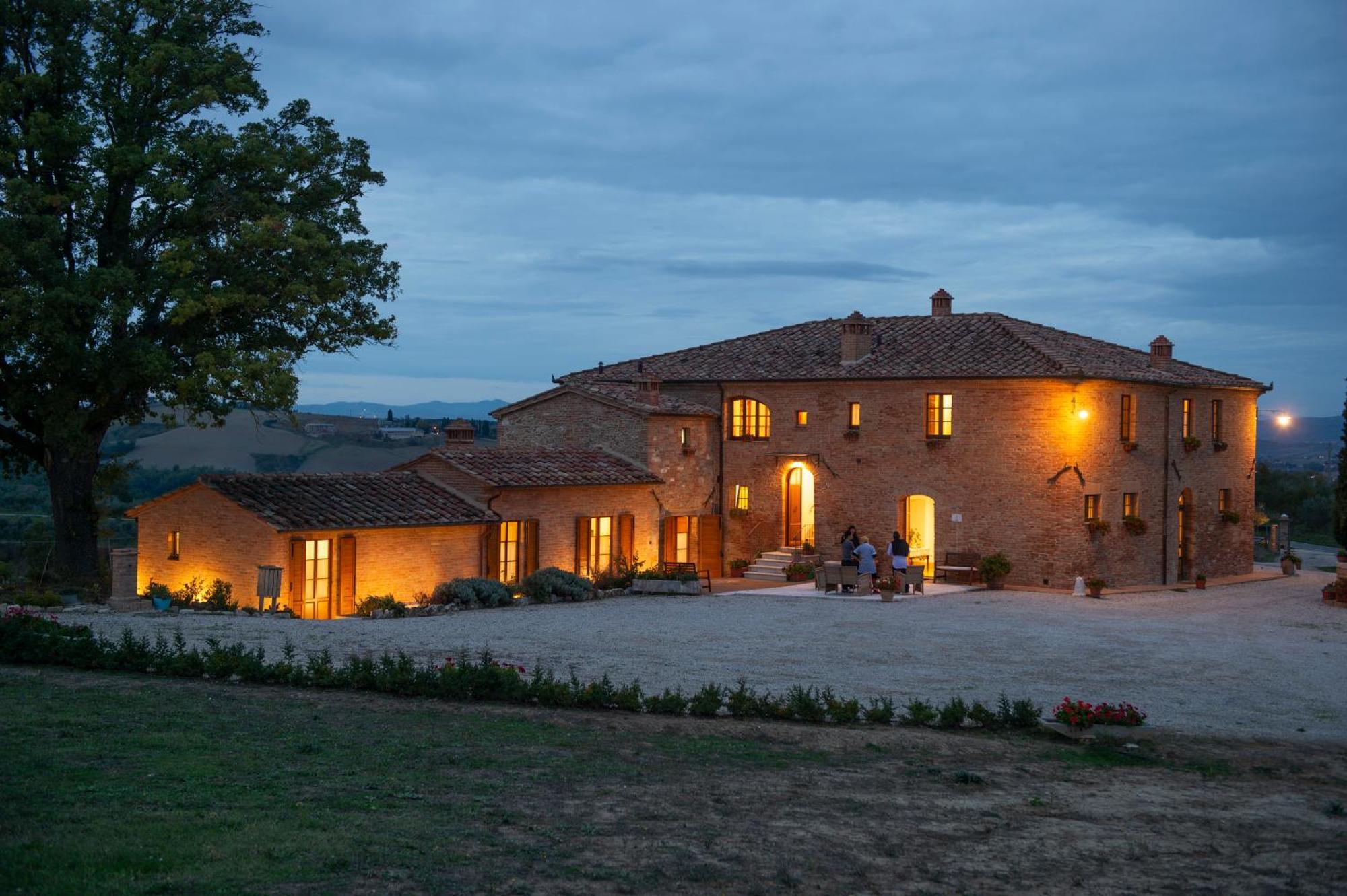 Agriturismo Mocine Asciano Exterior photo